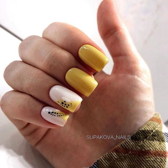 Eleganckie żółte paznokcie