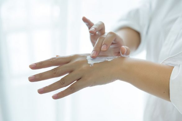 Jak dbać o skórę dłoni?