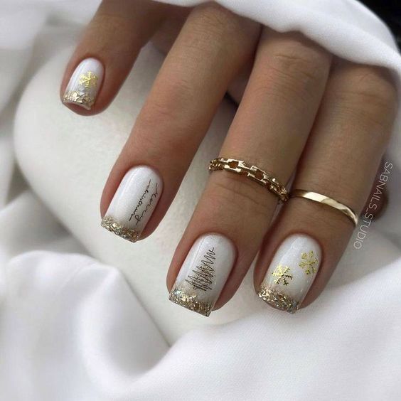 Zimowy manicure w kolorze białym